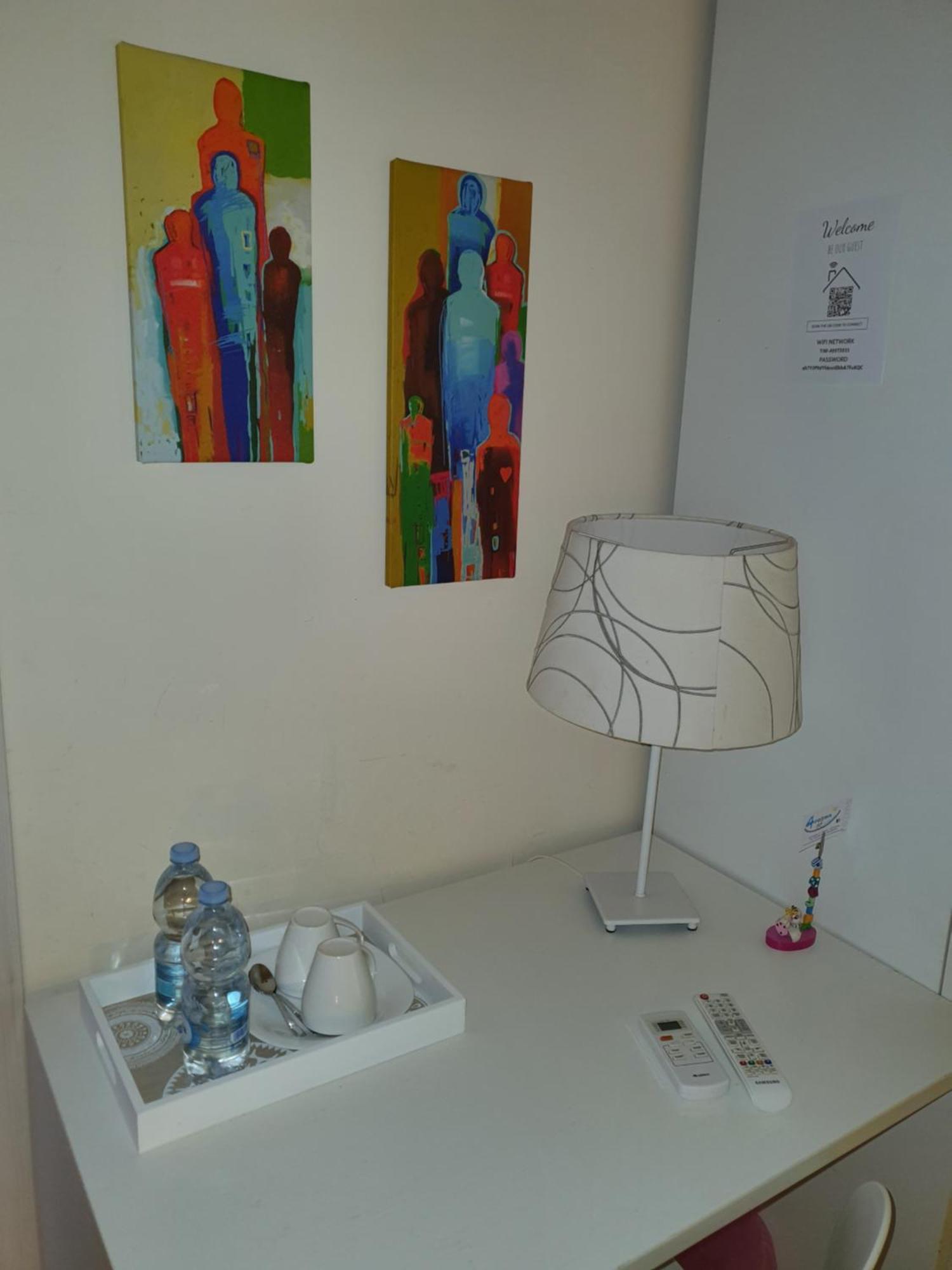 4Rooms Guest House Free Wi-Fi Salerno Exteriör bild