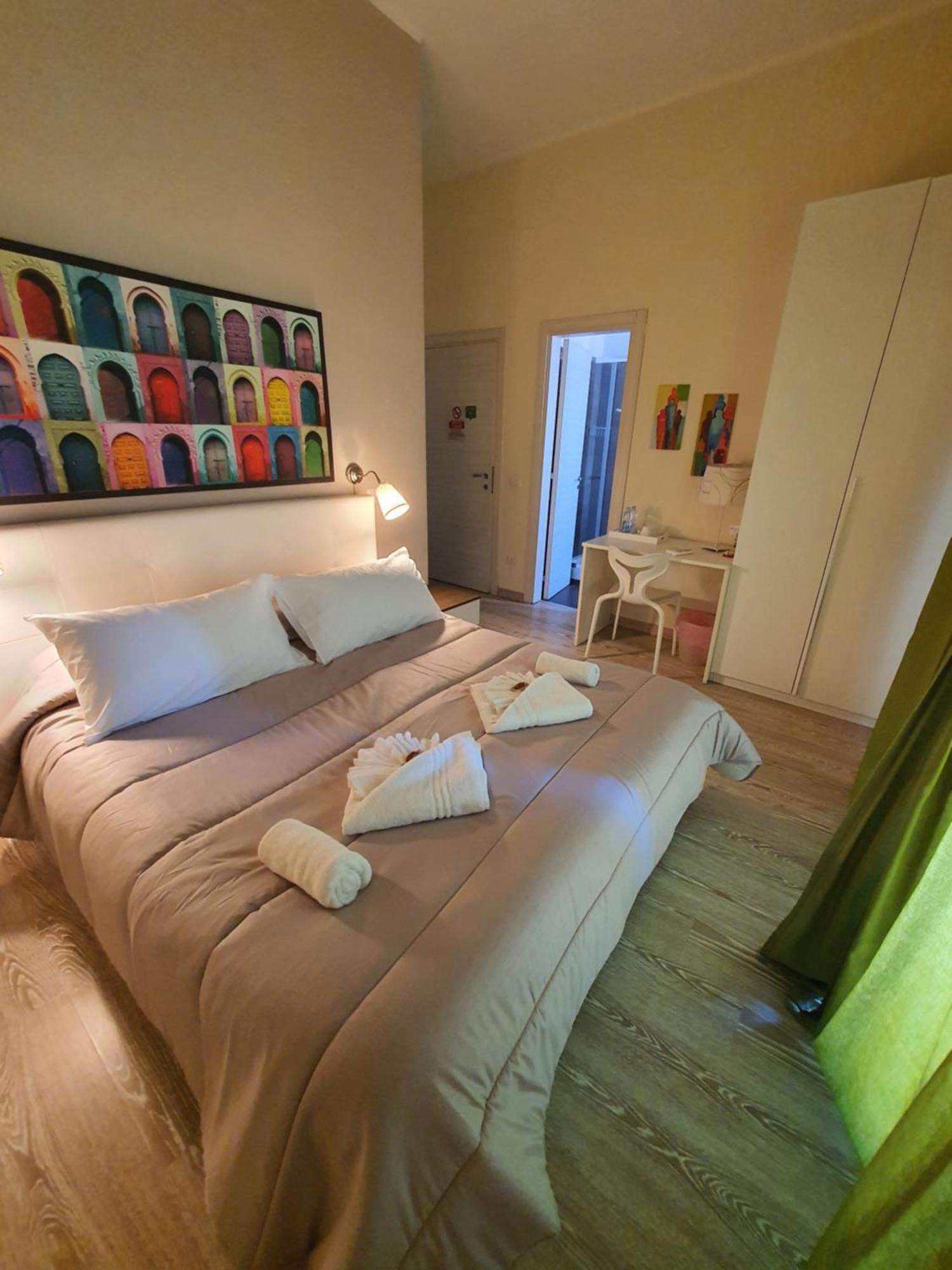 4Rooms Guest House Free Wi-Fi Salerno Exteriör bild