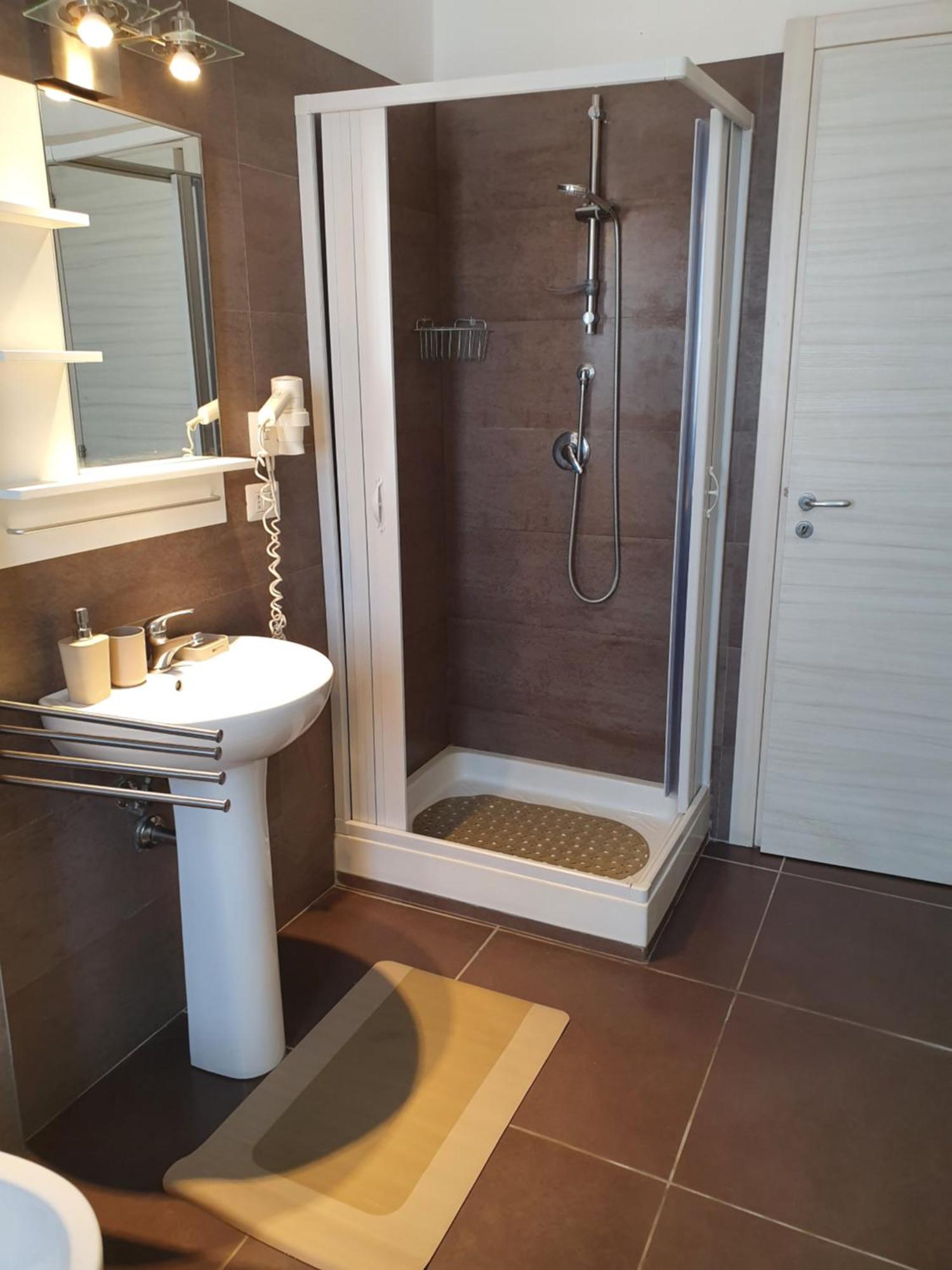 4Rooms Guest House Free Wi-Fi Salerno Exteriör bild