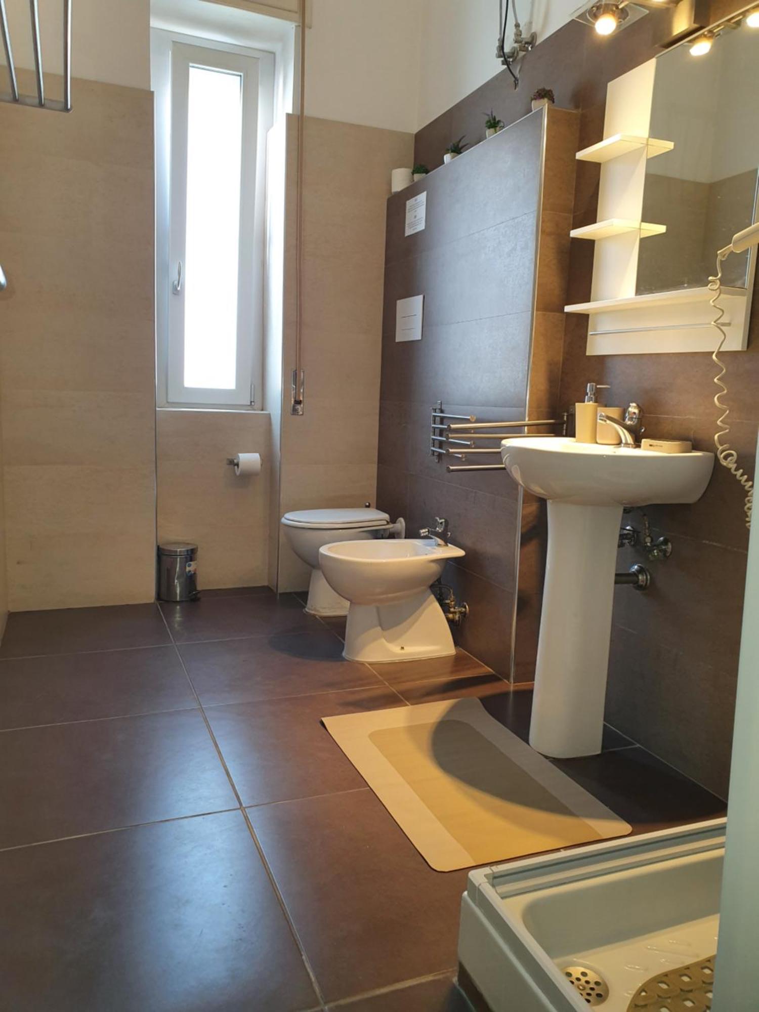 4Rooms Guest House Free Wi-Fi Salerno Exteriör bild