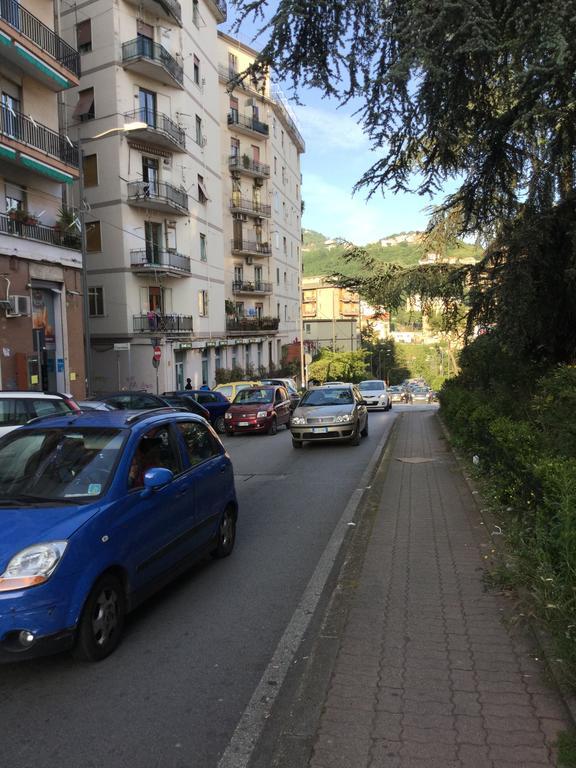 4Rooms Guest House Free Wi-Fi Salerno Exteriör bild